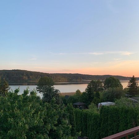 Apartamenty I Pokoje Z Widokiem Na Jezioro Wielewskie Buitenkant foto